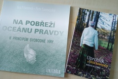 Na pobřeží oceánu pravdy